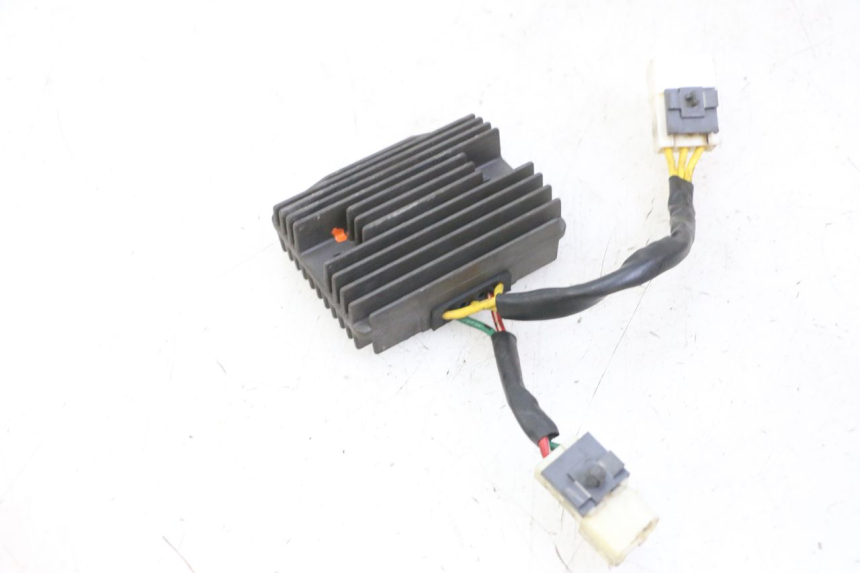 photo de REGULATOR PIAGGIO IE MP3 YOURBAN 300 (2011 - 2016) - Component detail