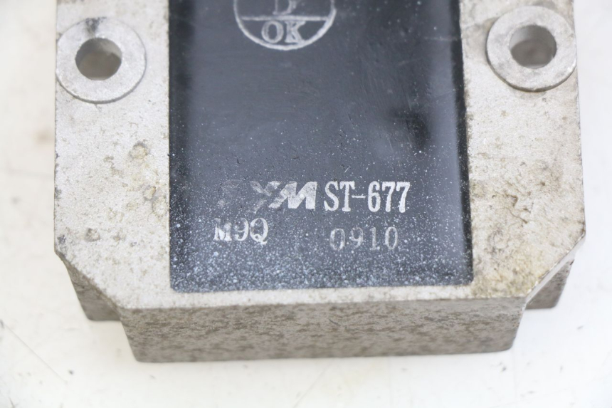 photo de CHARGING REGULATOR SYM JET SPORT XR 50 (2006 - 2015) - Component detail