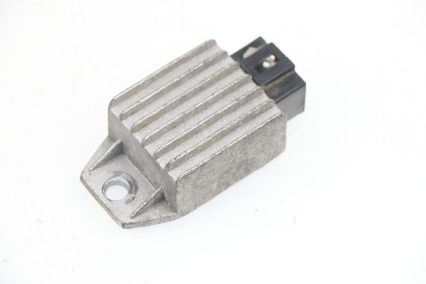 photo de CHARGING REGULATOR JM MOTORS OLDIES 4T 50 (2010 - 2020) - Zoom on usage condition