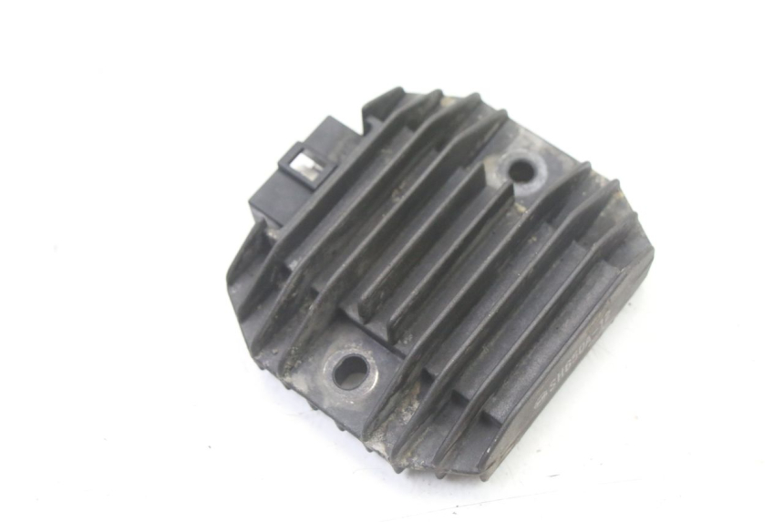 photo de REGULATOR KAWASAKI ZR7 ZR-7 S 750 (1999 - 2004) - Component detail