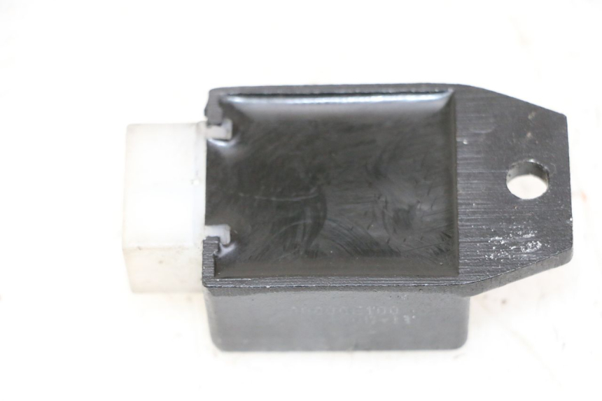 photo de CHARGING REGULATOR PEUGEOT KISBEE 2T 50 (2010 - 2017) - Alternative perspective