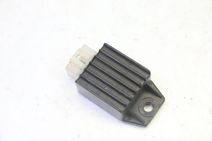 photo de CHARGING REGULATOR PEUGEOT KISBEE 2T 50 (2010 - 2017) - Component detail