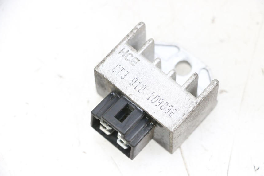photo de CHARGING REGULATOR PEUGEOT KISBEE 4T 50 (2010 - 2017) - Main view