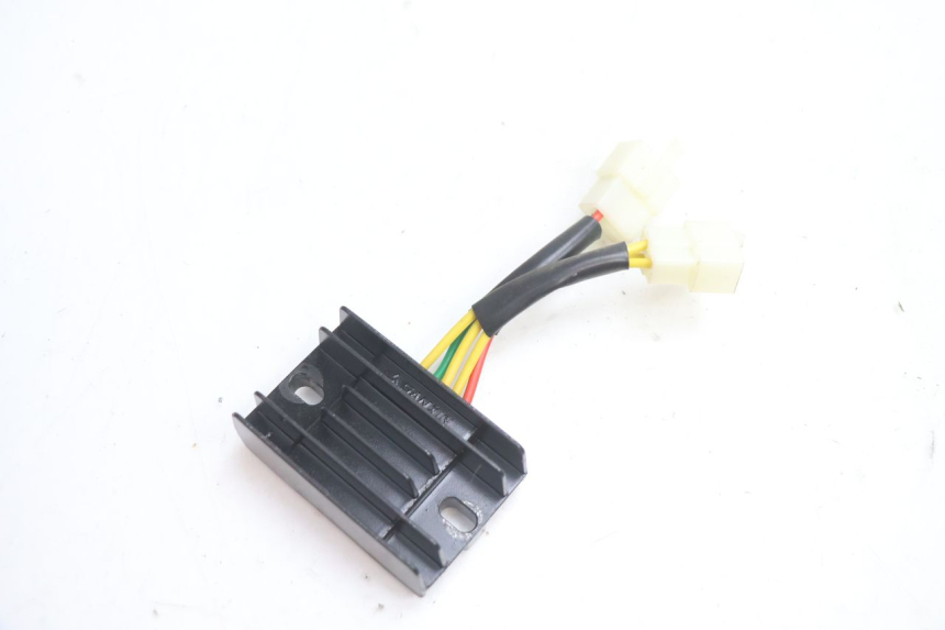 photo de CHARGING REGULATOR PEUGEOT KISBEE 4T 50 (2018 - 2022) - Main view