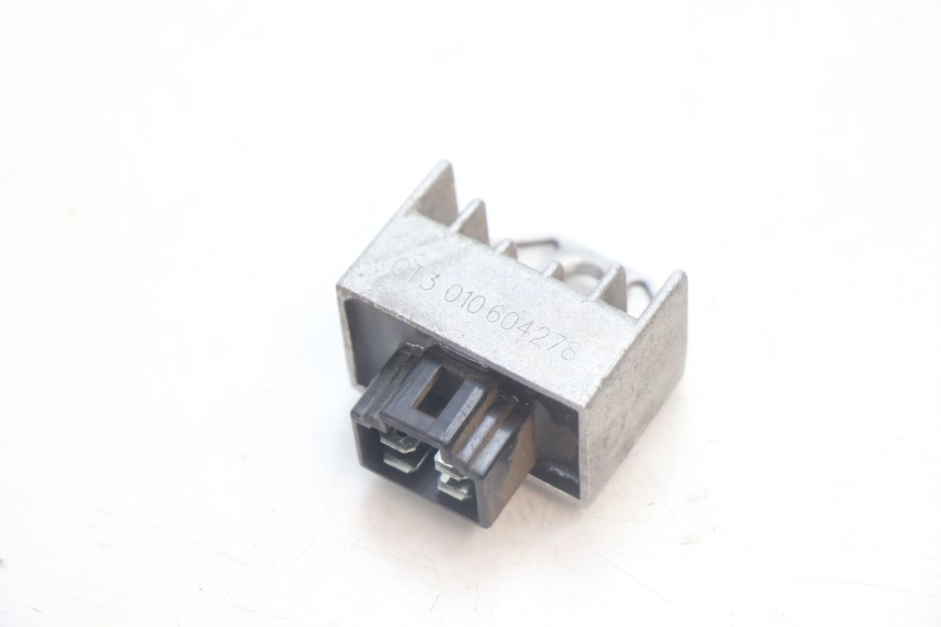 photo de CHARGING REGULATOR PEUGEOT KISBEE 4T 50 (2010 - 2017) - Main view