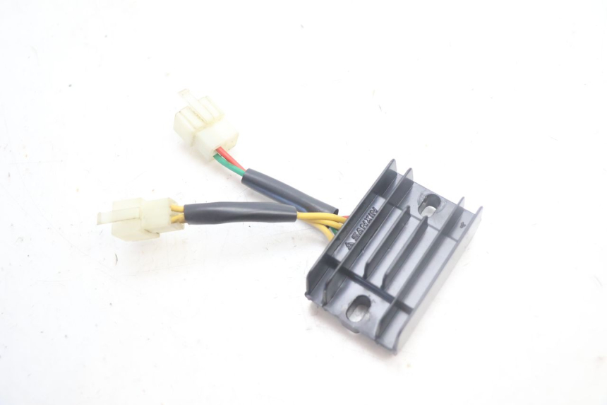 photo de CHARGING REGULATOR PEUGEOT KISBEE 4T 50 (2018 - 2022) - Main view