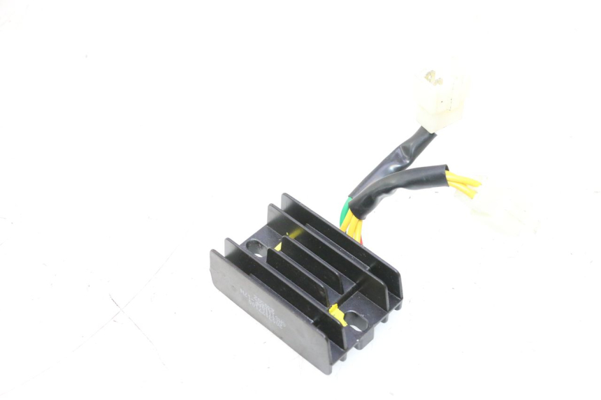 photo de REGULATOR PEUGEOT KISBEE 4T 50 (2023 - 2026) - Main view