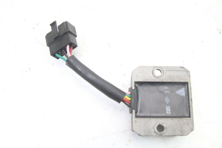 photo de CHARGING REGULATOR KYMCO AGILITY 4T 50 (2018 - 2022) - Alternative perspective