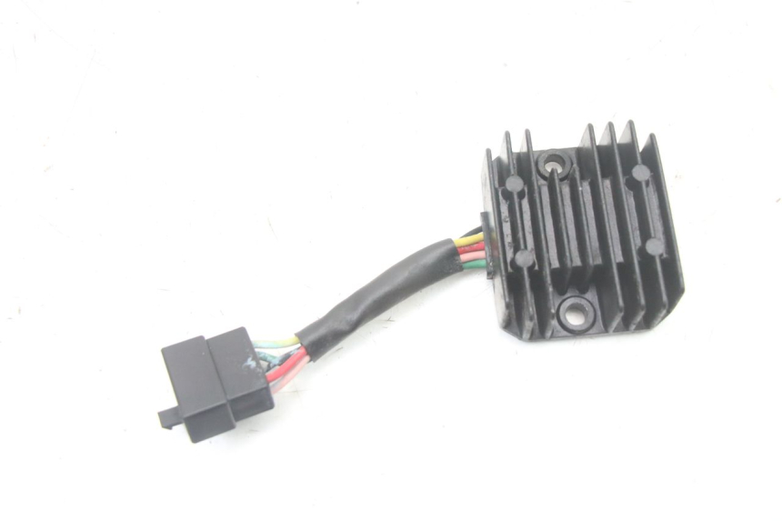 photo de REGULATOR KYMCO PEOPLE S 125 (2000 - 2008) - Component detail