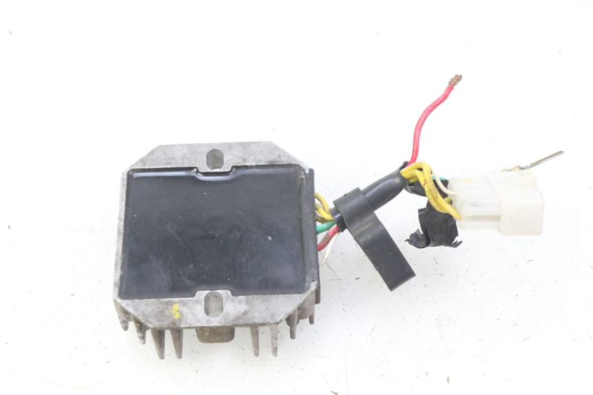 photo de CHARGING REGULATOR PIAGGIO LIBERTY IGET 4T 50 (2015 - 2020) - Component detail