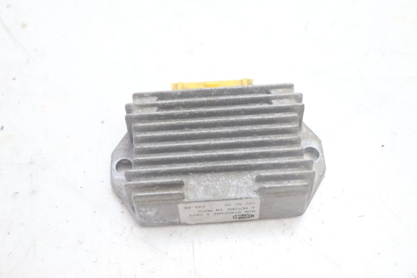 photo de REGULATOR PIAGGIO LIBERTY 50 (1998 - 2003) - Component detail