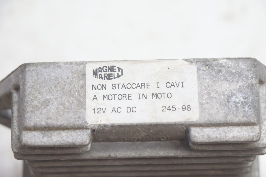 photo de REGULATOR PIAGGIO LIBERTY 50 (1998 - 2003) - Technical close-up