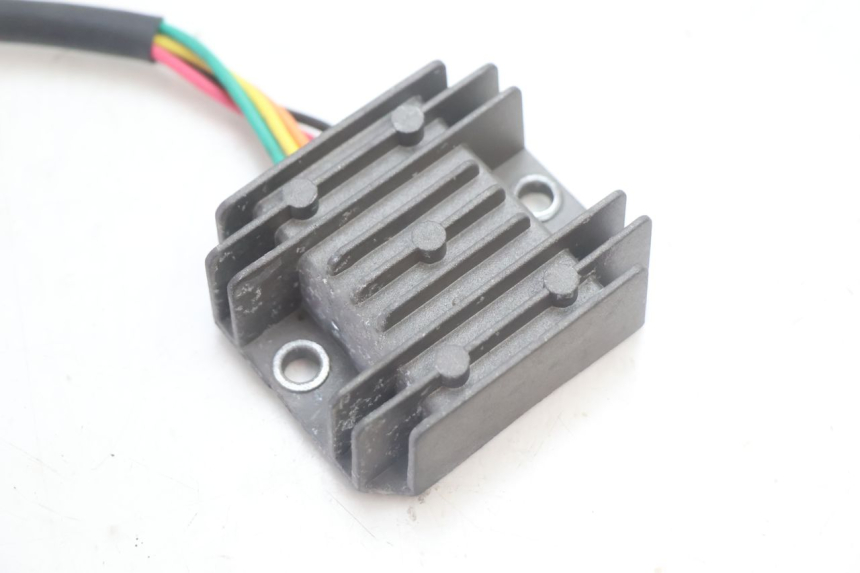 photo de CHARGING REGULATOR KYMCO LIKE 125 (2009 - 2016) - Component detail