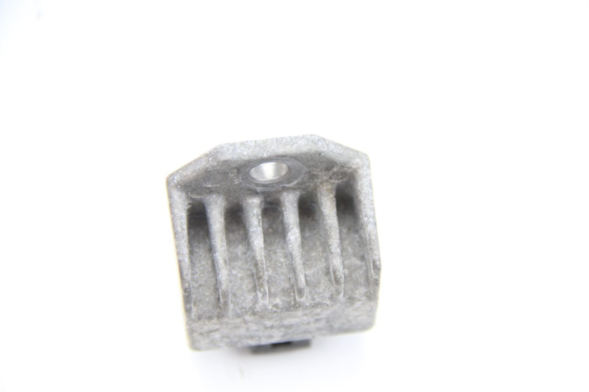 photo de CHARGING REGULATOR PEUGEOT LUDIX 50 (2008 - 2017) - Alternative perspective