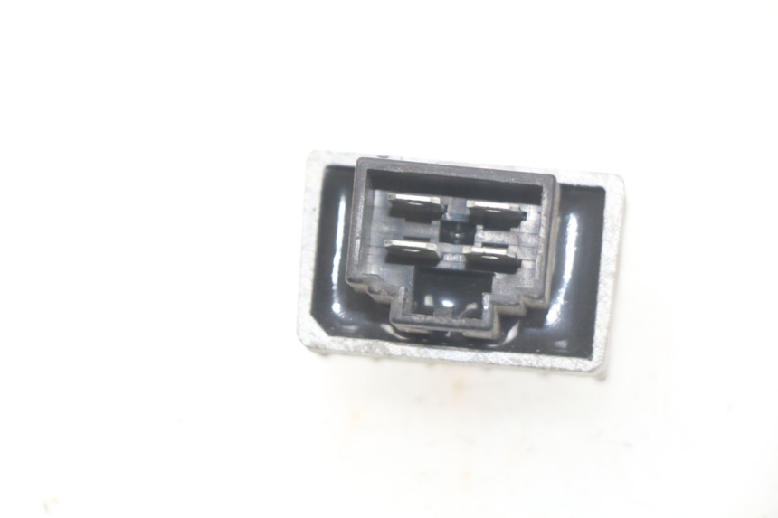 photo de CHARGING REGULATOR PEUGEOT LUDIX 50 (2008 - 2017) - Component detail