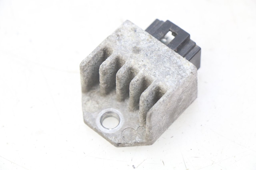 photo de CHARGING REGULATOR PEUGEOT LUDIX 50 (2008 - 2017) - Main view