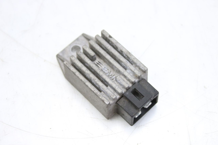 photo de CHARGING REGULATOR PEUGEOT LUDIX 50 (2008 - 2017) - Main view