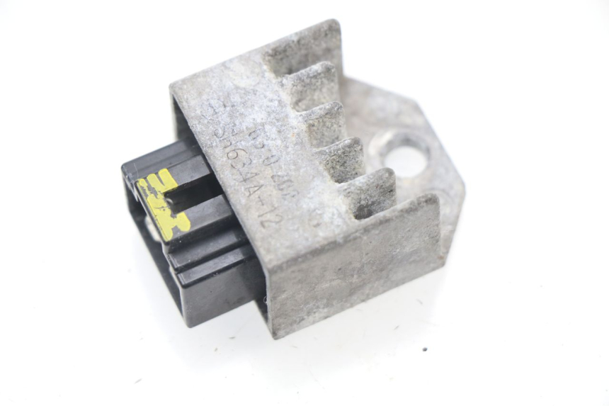 photo de REGULATOR PEUGEOT LUDIX ONE 50 (2005 - 2008) - Alternative perspective