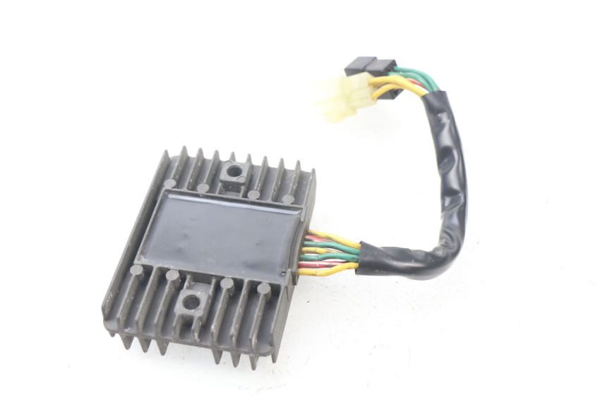 photo de REGULATOR DUCATI M796 MONSTER 796 (2010 - 2014) - Component detail