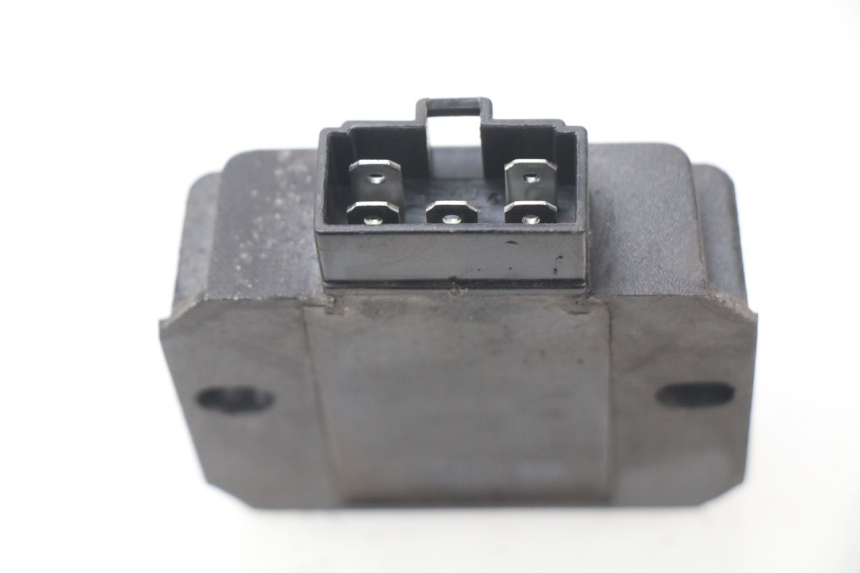 photo de CHARGING REGULATOR JM MOTORS MIA 50 (2017 - 2020) - Zoom on usage condition