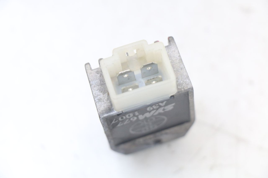 photo de CHARGING REGULATOR SYM MIO 50 (2011 - 2017) - Zoom on usage condition