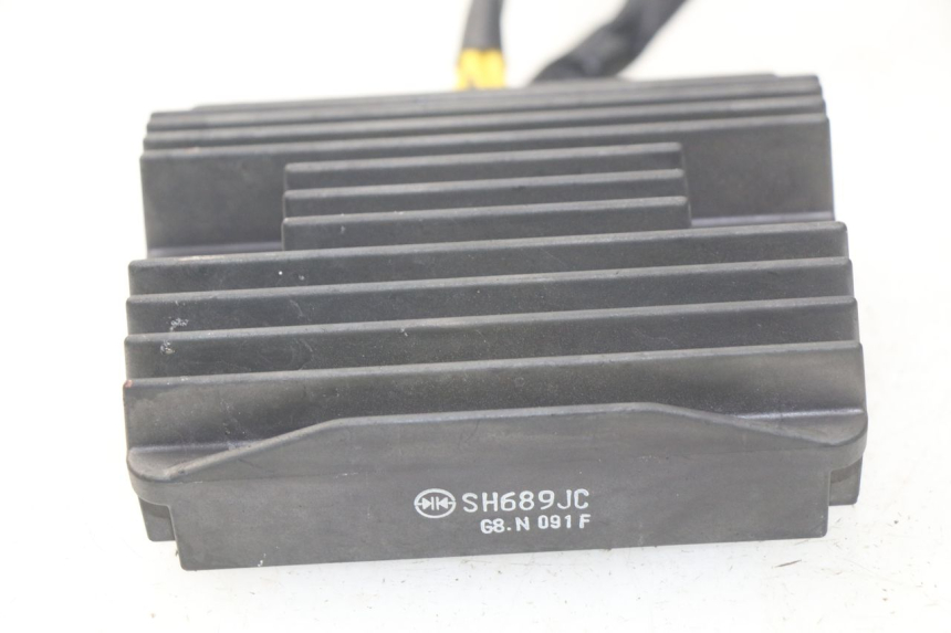 photo de REGULATOR PIAGGIO MP3 HPE 500 (2019 - 2022) - Component detail