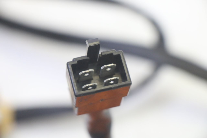 photo de CHARGING REGULATOR PIAGGIO MP3 LT 400 (2007 - 2012) - Surface and material condition