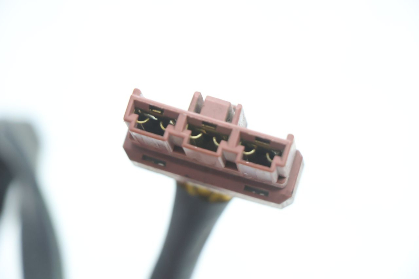 photo de CHARGING REGULATOR PIAGGIO MP3 LT 400 (2007 - 2012) - Fixing points details