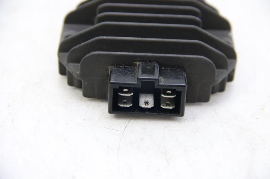 photo de CHARGING REGULATOR PIAGGIO MP3 125 (2006 - 2014) - Component detail