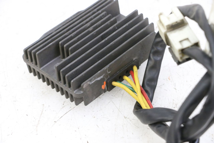 photo de CHARGING REGULATOR PIAGGIO MP3 500 (2014 - 2017) - Zoom on usage condition