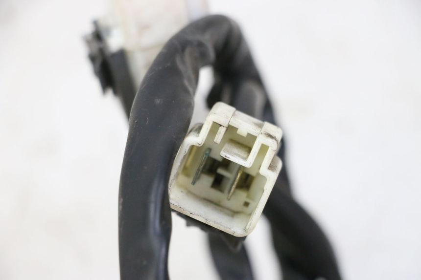 photo de CHARGING REGULATOR PIAGGIO MP3 500 (2014 - 2017) - Alternative perspective