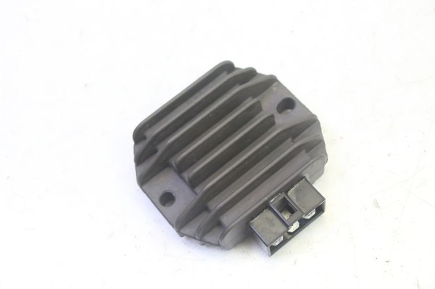 photo de CHARGING REGULATOR PIAGGIO MP3 125 (2006 - 2014) - Main view