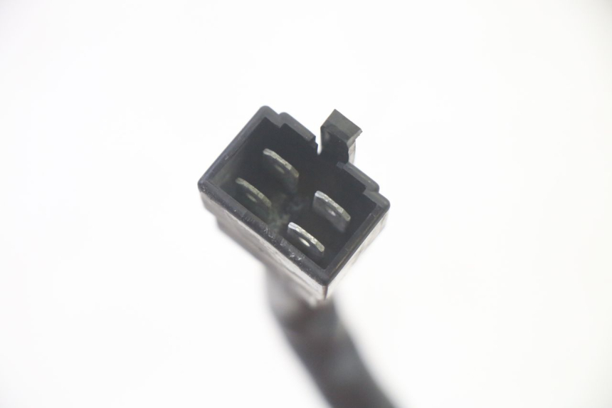 photo de CHARGING REGULATOR PIAGGIO MP3 RL 250 (2006 - 2010) - Technical close-up