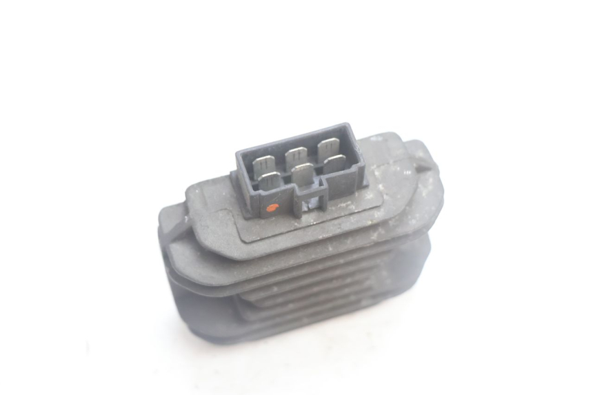 photo de CHARGING REGULATOR PIAGGIO MP3 125 (2006 - 2014) - Zoom on usage condition