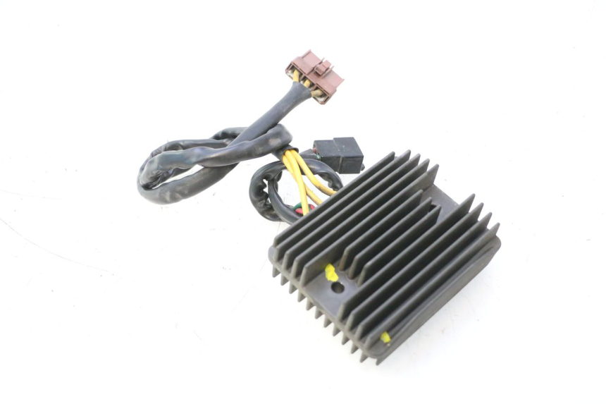 photo de CHARGING REGULATOR PIAGGIO MP3 500 (2011 - 2015) - Additional view of the item