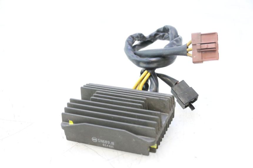 photo de CHARGING REGULATOR PIAGGIO MP3 500 (2011 - 2015) - Zoom on usage condition