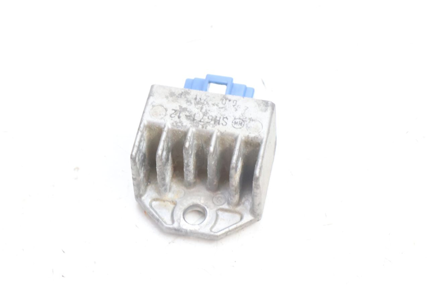 photo de REGULATOR RIEJU MRT PRO SUPERMOTARD 50 (2007 - 2018) - Component detail