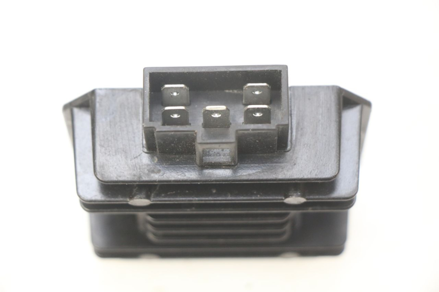photo de CHARGING REGULATOR YAMAHA N-MAX NMAX 125 (2017 - 2020) - Component detail