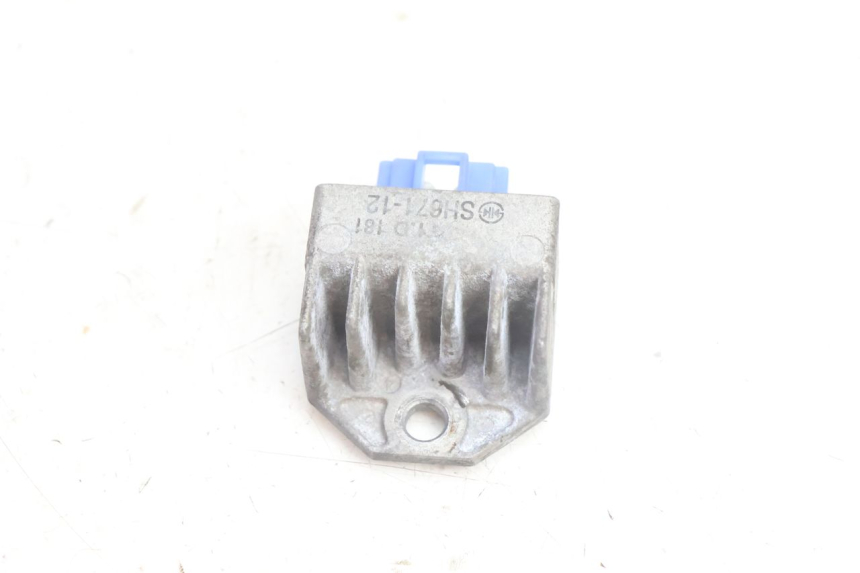 photo de REGULATOR YAMAHA NEO'S NEOS 2T 50 (1998 - 2007) - Component detail