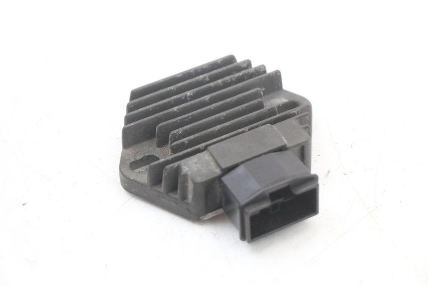 photo de CHARGING REGULATOR HONDA NTV DEAUVILLE 650 (1998 - 2001) - Main view