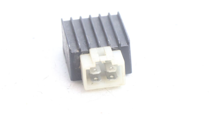 photo de CHARGING REGULATOR JM MOTORS OLDIES 4T 50 (2010 - 2020) - Zoom on usage condition