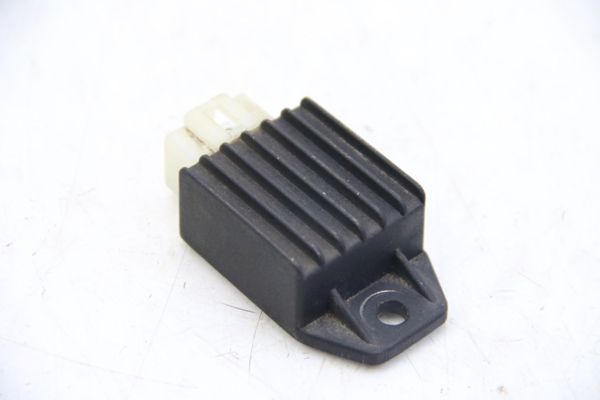photo de CHARGING REGULATOR TNT MOTOR OTTO 2T 50 (2012 - 2018) - Component detail