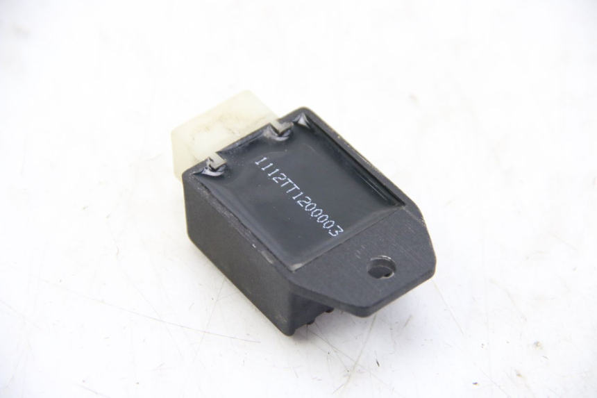 photo de CHARGING REGULATOR TNT MOTOR OTTO 2T 50 (2012 - 2018) - Technical close-up