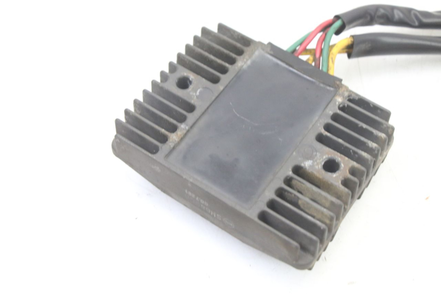 photo de CHARGING REGULATOR PEUGEOT CITYSTAR 125 (2011 - 2017) - Technical close-up