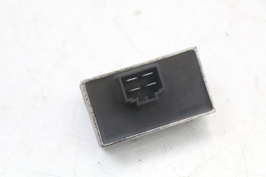 photo de REGULATOR PEUGEOT DJANGO 125 (2014 - 2017) - Zoom on usage condition