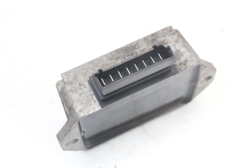 photo de CHARGING REGULATOR PIAGGIO NEW TYPHOON 50 (2010 - 2017) - Zoom on usage condition