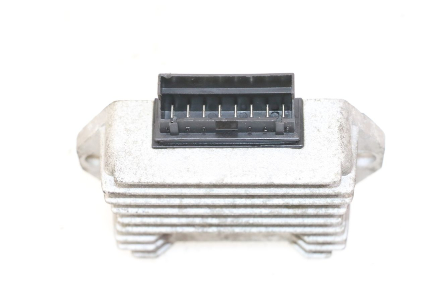 photo de CHARGING REGULATOR PIAGGIO VESPA S 2T 50 (2007 - 2014) - Component detail