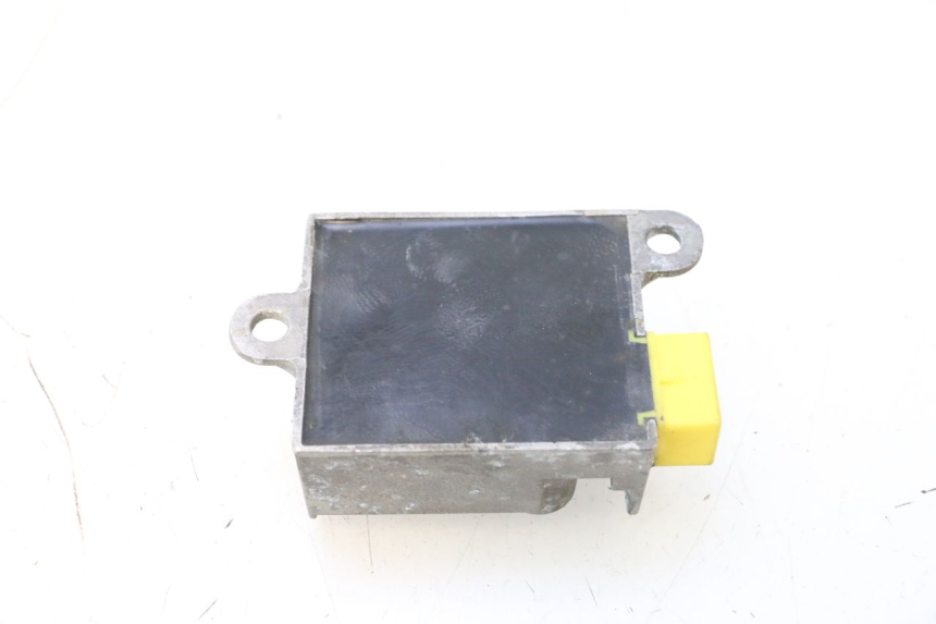 photo de REGULATOR EFUN PUSA 1 - Technical close-up