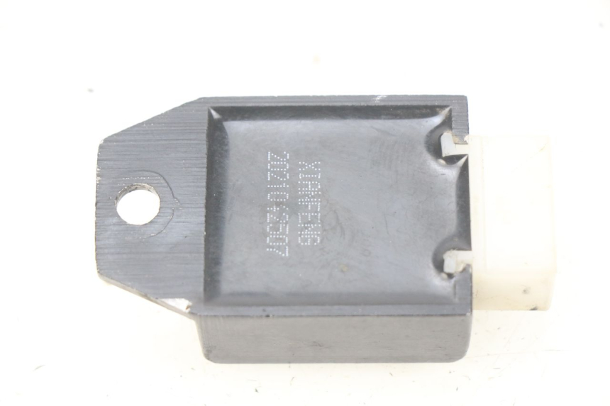 photo de CHARGING REGULATOR APOLLO RFZ 150 - Zoom on usage condition