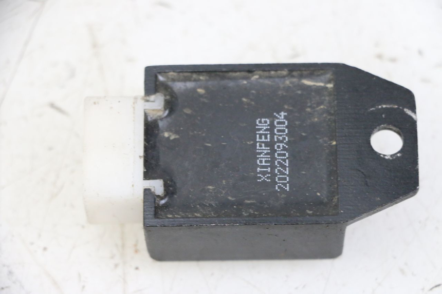 photo de REGULATOR APOLLO RFZ 125 - Alternative perspective